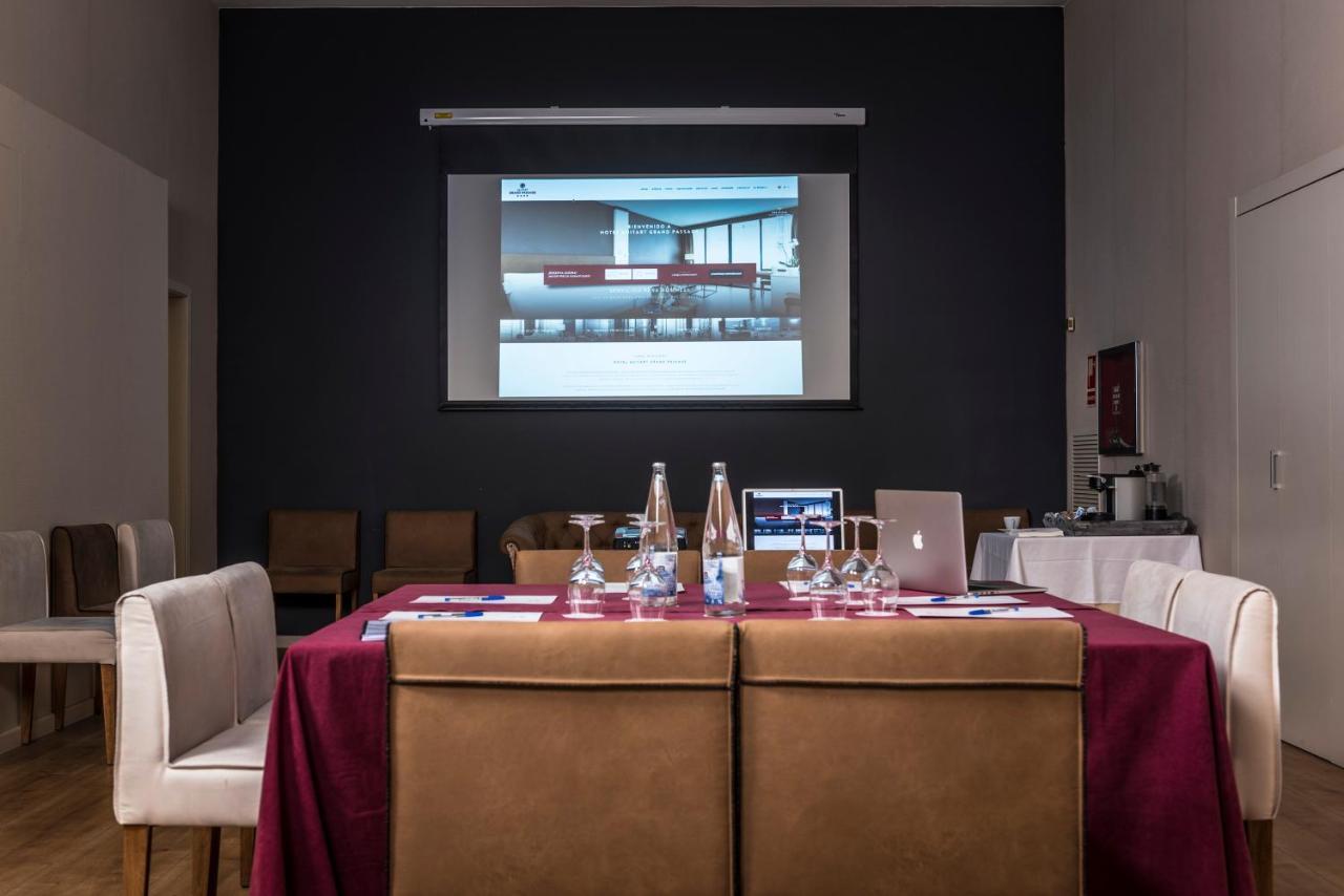 Guitart Grand Passage Hotel Barcelona Ngoại thất bức ảnh